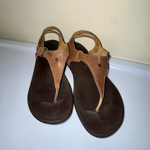 OluKai Eheu Kona Coffee Brown Leather Thong Sandals